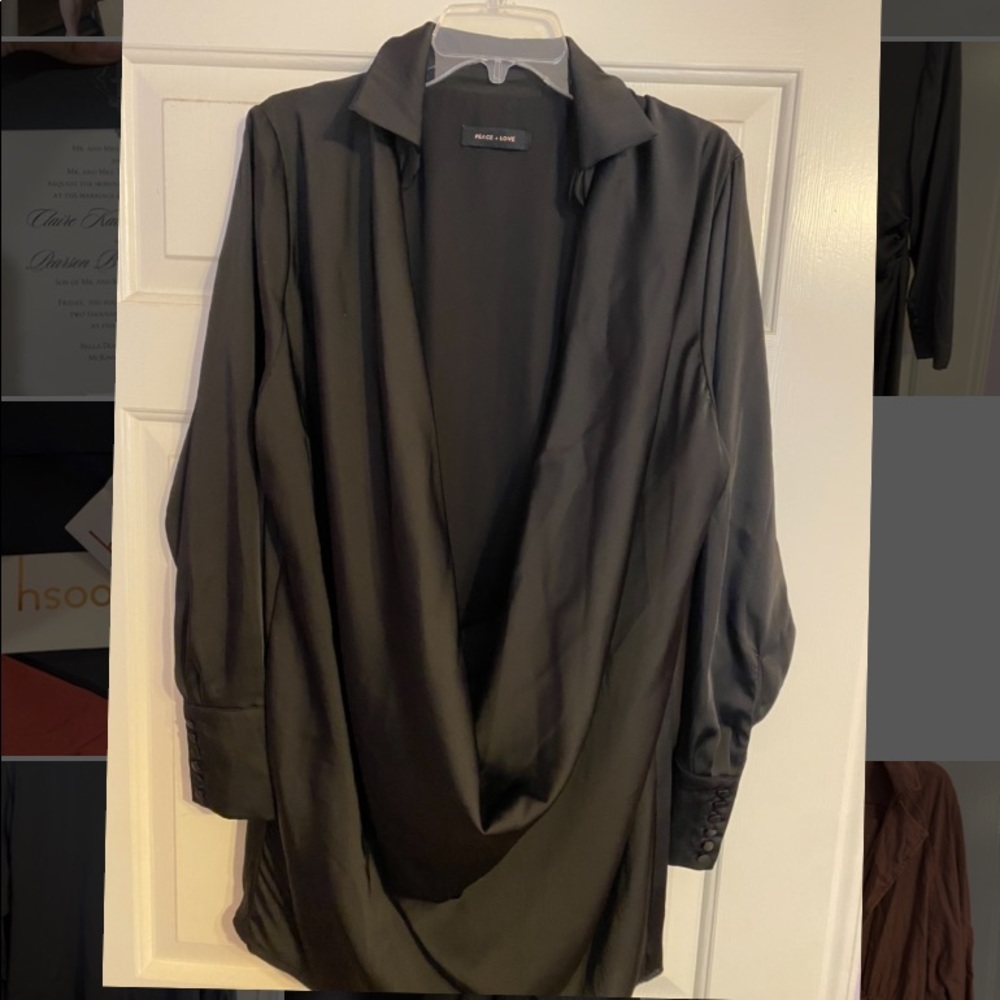 Black Scoop Neck Long Sleeve Dress